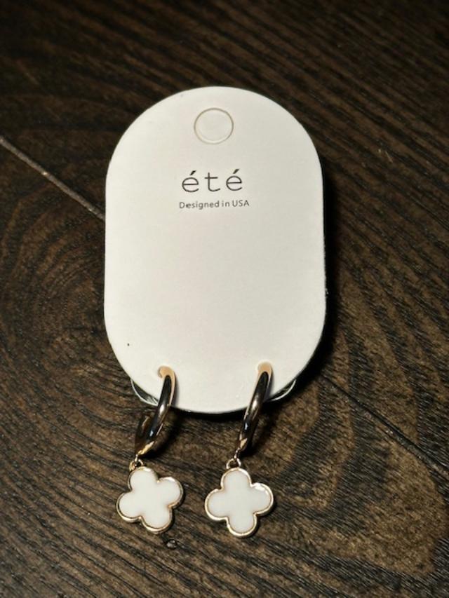 White Clover Dangle Earrings Cinco