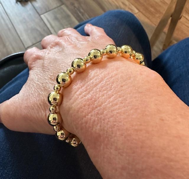Multi-Sized Gold Bead Bracelet